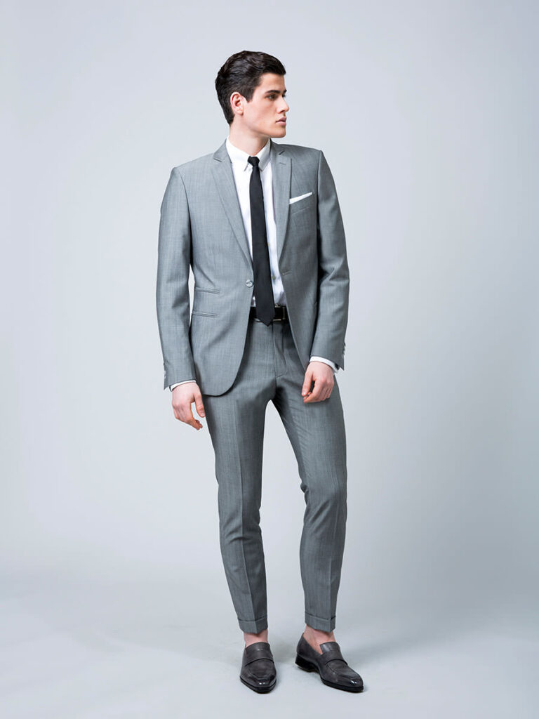 Costume sur mesure gris